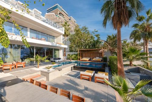 Palm Jumeirah Villa | Five Palm Luxury Beach Villa with Private Pool, Panoramic Views, and Jacuzzi by Exclusive Holiday Homes