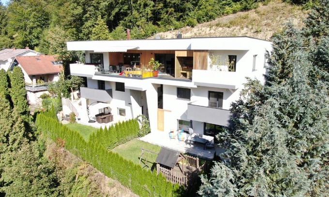 Elmberg Apartment | Flamind Holiday Apartments mit Garten und Grill