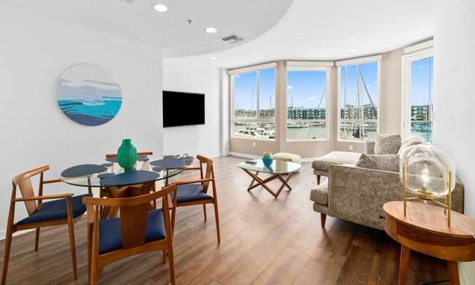Silver Strand Apartment | "Flamingo" Rare Find 2Bedroom 2bath Marina Del Rey