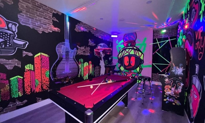 Richmond West House | Flamingo's Resort tropical paradise filled with flamingo vibes!