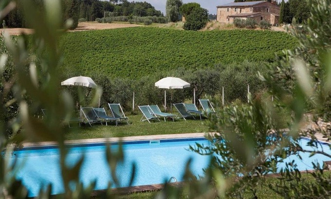 San Donato a Livizzano Apartment | Flat in a winery in Montespertoli,A/C,Wi-Fi,swimming pool,children friendly,sl 5