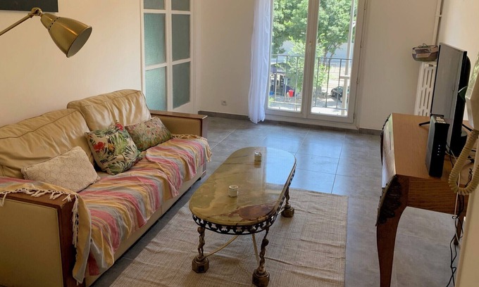 5th Arrondissement Apartment | Flat in the Timone district