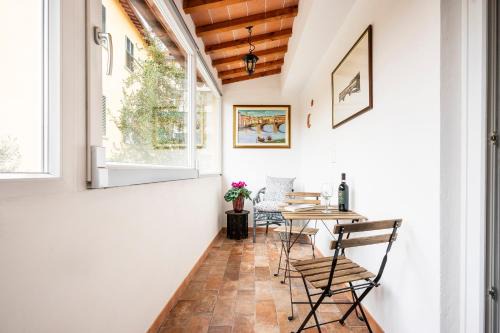 Santa Croce Apartment | Flat Moon over Florence, Terrace, Free Parking