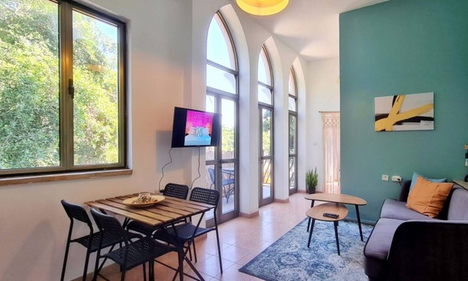 Jaffa Apartment | Flea Market Studios