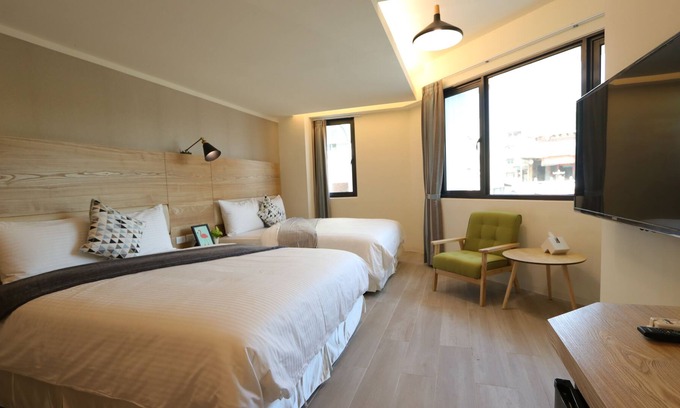 Old Town House | Flora INN