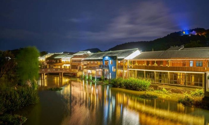 Huzhou Hotel | Floral Hotel Deqing Qinzizaiju