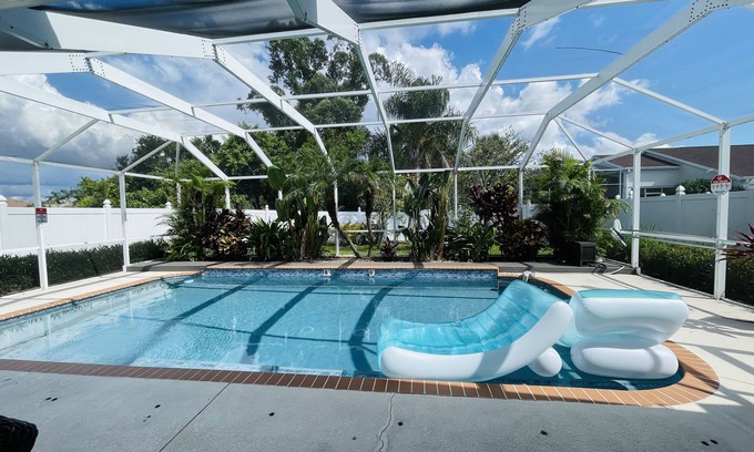Sabal Harbour House | Florida Paradise Home Near IMG Academy & Siesta Key Beach