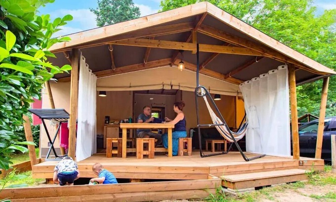 Saumur House | Flower Camping L'Ile d'Offard * - Ecolodge Cotton Toilée Confort 35m² (2 bedrooms) including 11m² covered terrace + TV for 5 people