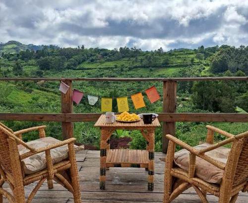 Kitojo House | Flower Hill Garden Retreat