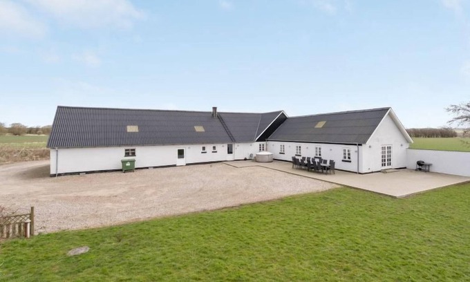 Thyholm House | "Folkar" - 3km to the inlet by Interhome