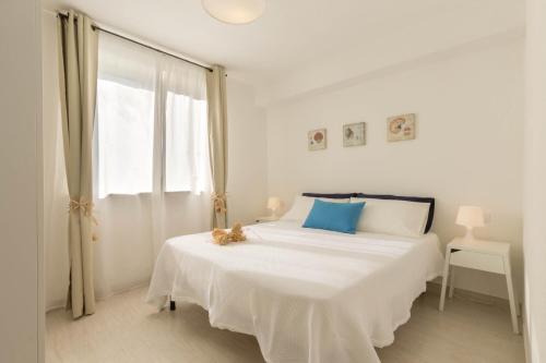 Poetto Apartment | Follow the Sun
