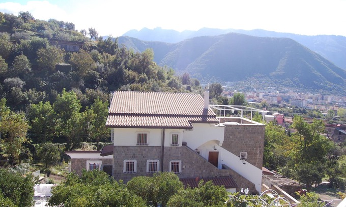 Casola di Napoli House | For 8 people Monticelli-Mansion