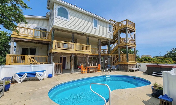 Southern Shores House | For-C-Sons - Oceanside 5 BR Home w/Private Pool