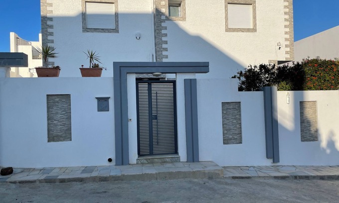 Nabeul Villa | For rent a luxurious villa S+4 located in El Haouaria Cité touristique Plage Sud