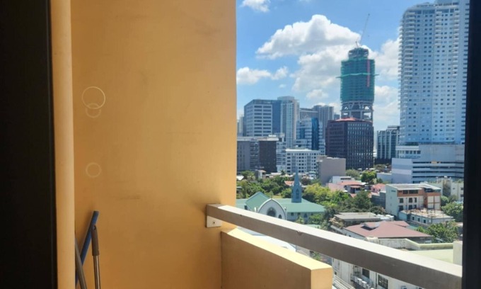 Mabolo Condo | For Rent: Cozy Studio at Casa Adriel, Mabolo Garden Flats – Prime Location!