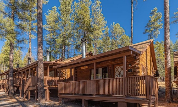 Christopher Creek Cabin | Forest Cabin 2 Alpine Escape
