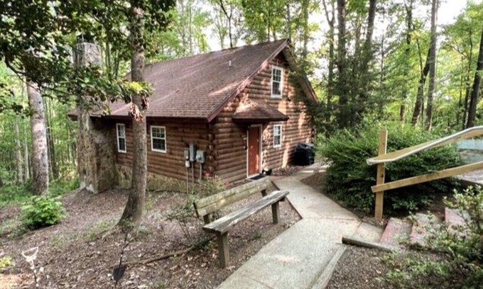 Traphill House | Forest Cabin Minutes from Stone Mountain, NC
