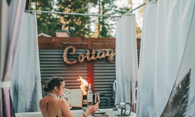 Grants Pass Cabin | Forest Cottage | Hot Tub, Outdoor Baths & Alpacas