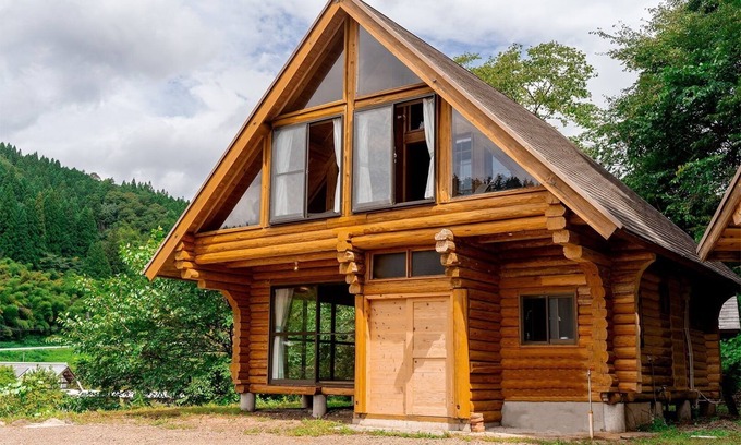 Gujo RV Rental | Forest House Capacity 8 people With separate/Gujo City Gifu