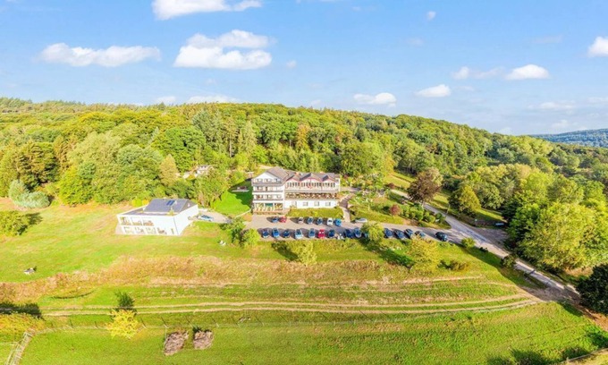 Bollendorf-Pont House | Forest side comfort, with bathtub 4-11 nights - Waldhotel Sonnenberg