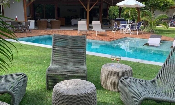 Praia do Forte House | FORT BEACH HOUSE/5 BEDROOMS, 5 BATHROOMS + DEPENDENCE EMP. BEACH ACCESS