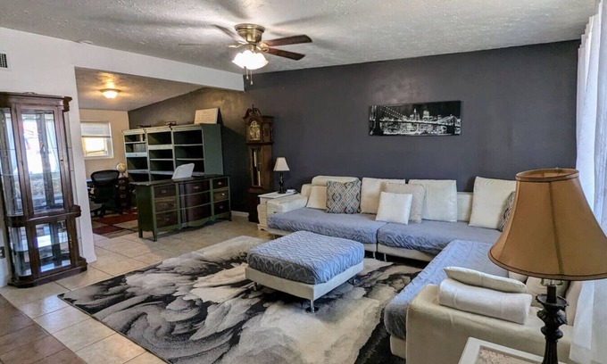 Sierra Vista House | Fort Huachuca. Home with private Gym. Pet with fee
