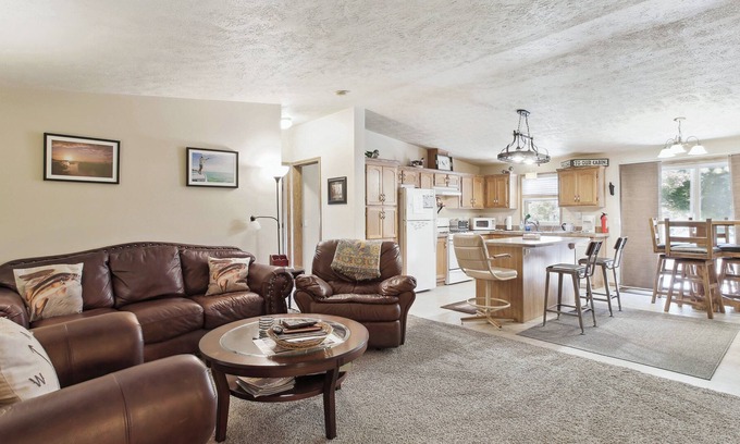 Fort Smith House | Fort Smith Vacation Rental Near Bighorn River