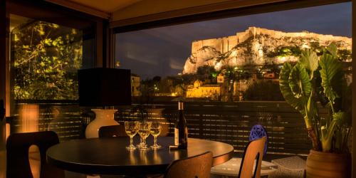 Plaka Apartment | Fos Residential Apartments