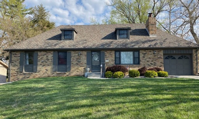 Bellevue House | Four Bedroom Bellevue Beauty