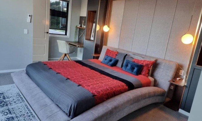 Coffs Harbour House | FOUR BEDROOM RESIDENTIAL HOUSE