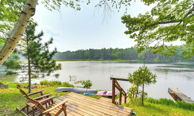 Solon Springs Cabin | Four-Season Lake Cabin w/Canoe & Paddle Boat!