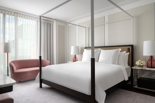 Downtown Montreal Hotel | Four Seasons Hotel Montreal