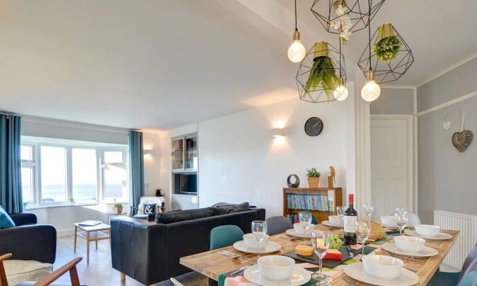 Gwbert House | Fourwinds in the beautiful Cardigan
