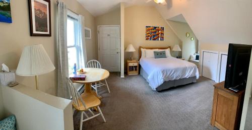 Bozeman Hotel | Fox Hollow Inn