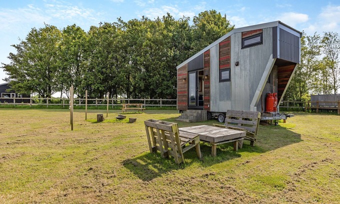 Foxley Cottage | Fox Tiny House- UK47395