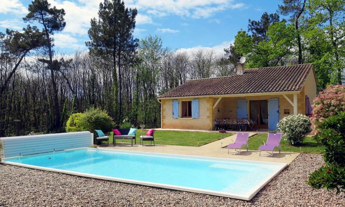 Blanquefort-sur-Briolance House | 90 m² House ∙ 2 bedrooms ∙ 5 guests