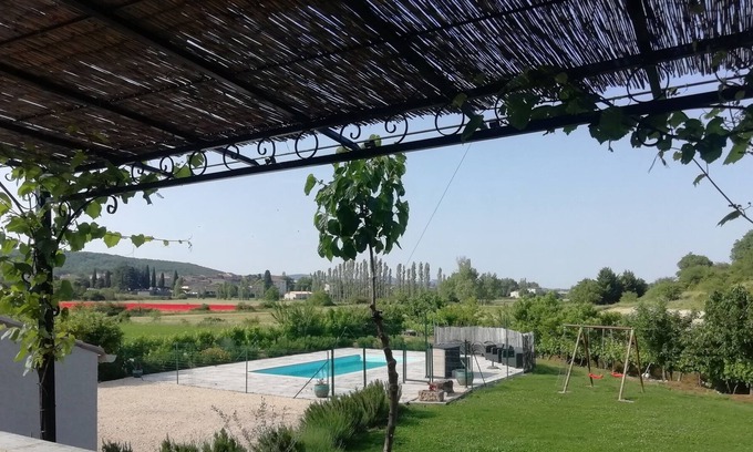 Saint-Jean-de-Maruejols-et-Avejan Other | Large cottage in a charming farmhouse with swimming pool