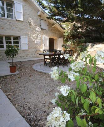 Siccieu-Saint-Julien-et-Carisieu House | Siccieu - Au Clair de la Pierre