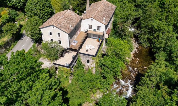 Antraigues-sur-Volane House | Maison Hélice - riverside gîte - Ardèche