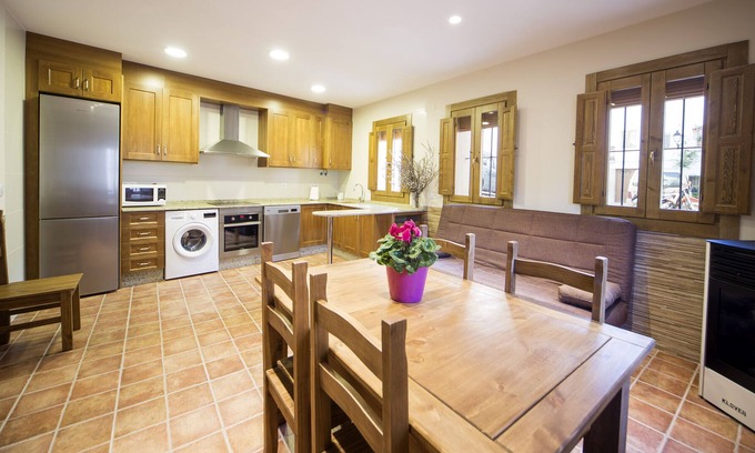 Requena Cottage | Francisca Rural House