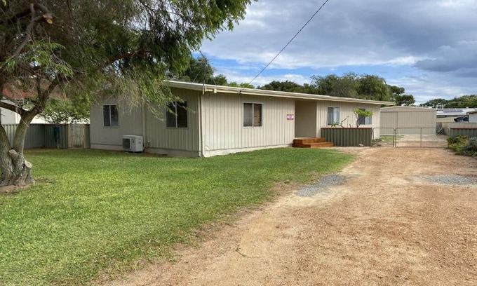 Jurien Bay House | Frangipani Cottage