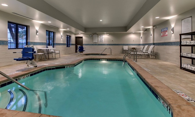 Grant Creek Condo | Free Breakfast. Pool & Hot Tub. Airport Shuttle. Your Next Trip!