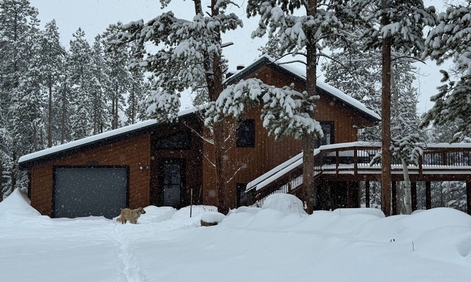 Keystone House | Free Ski Pass, Dog-friendly House, Perfect for Winter Adventures!