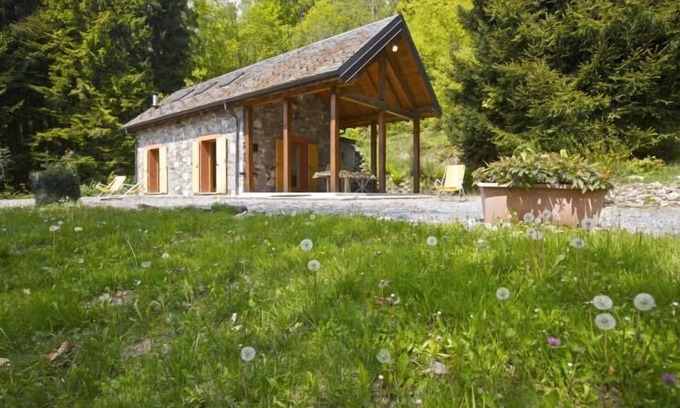 Comero House | Free-standing 3-bedroom house in Rusticostil with giant lake view