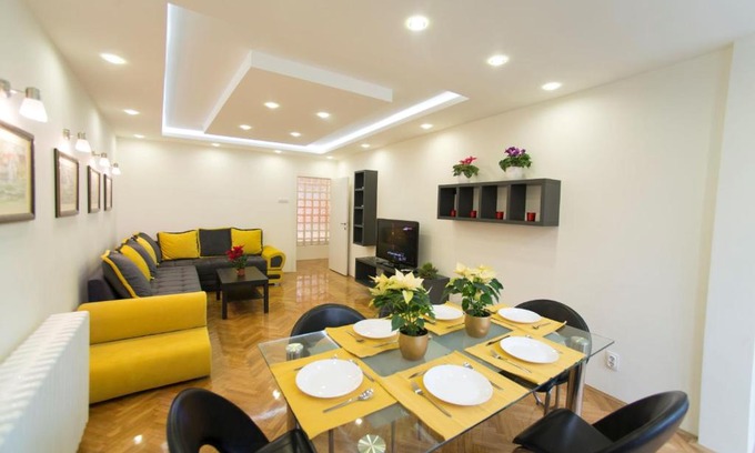 Kosancicev Venac Apartment | Free.three