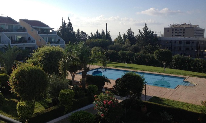 Limassol Apartment | Free WIFI Luxury 2 bedroom apartment opposite St Raphael Marina 2 mins to beach
