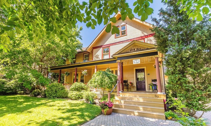 Old Town Historic District House | Freedom House Vacations