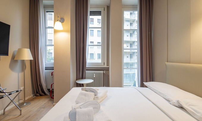 Guastalla Apartment | Freguglia G - Large studio suite close to Duomo