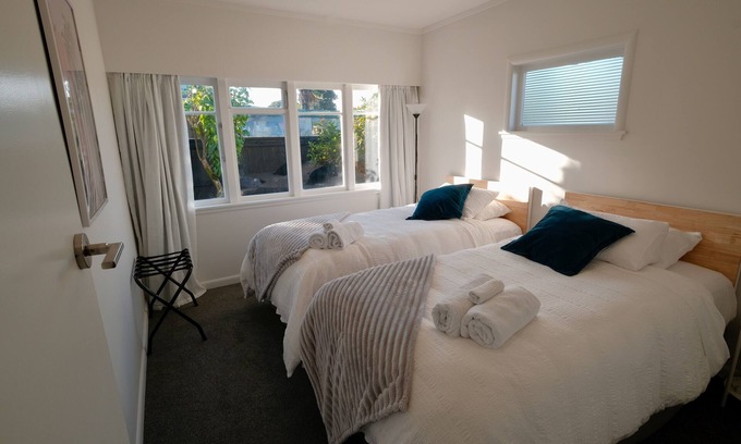 Hamilton East House | Freshly Renovated in Hamilton East