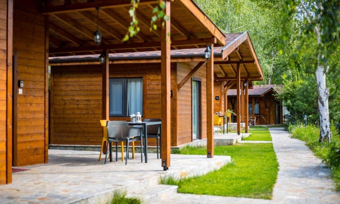 Dalgopo House | Friends Bungalows